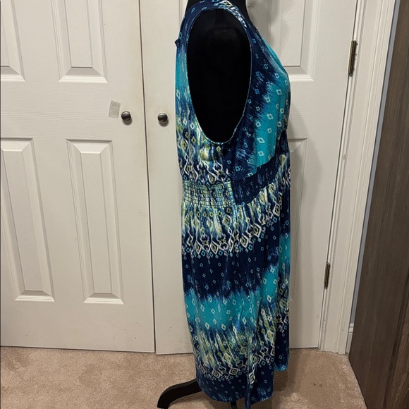 Faded Glory Plus Smocked Waist Dress - Picture 5 of 8